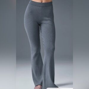 ALO Yoga Denim Knit High-Waist Flare Steel Gray Ribbed Pants XS